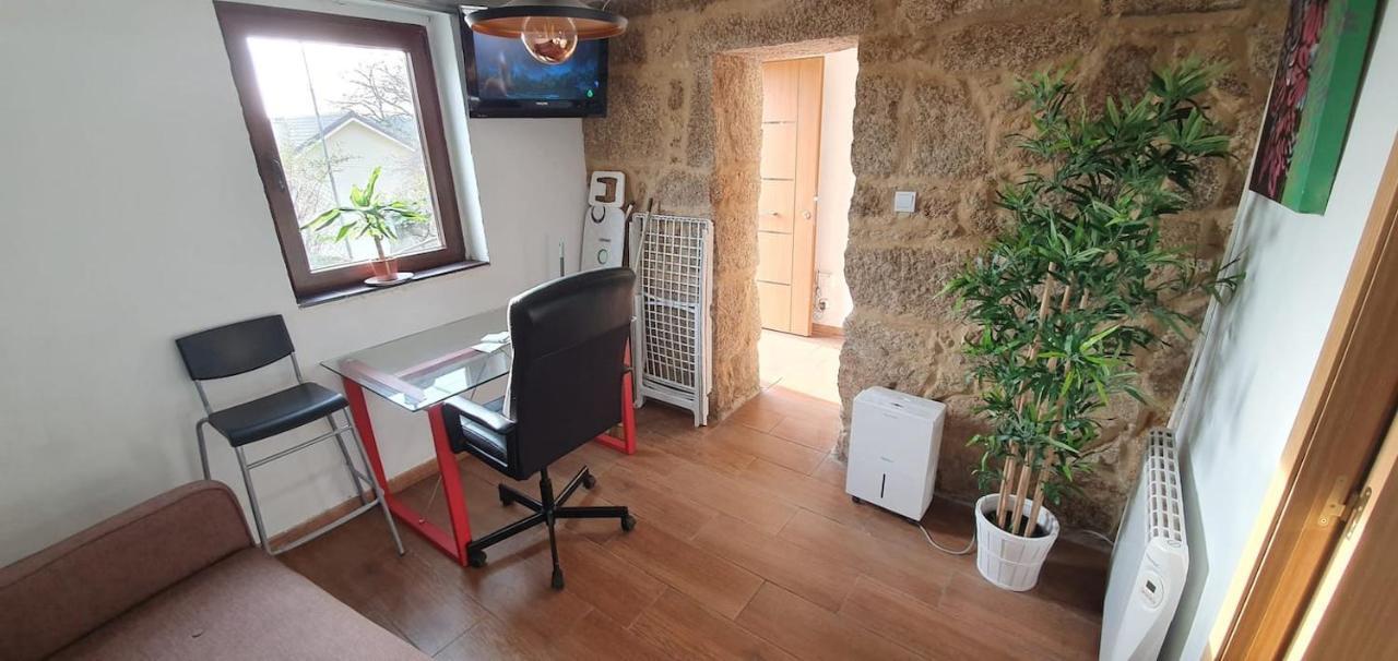 Casa De Piedra Tipica Βίλα Σαντιάγο ντε Κομποστέλα Εξωτερικό φωτογραφία